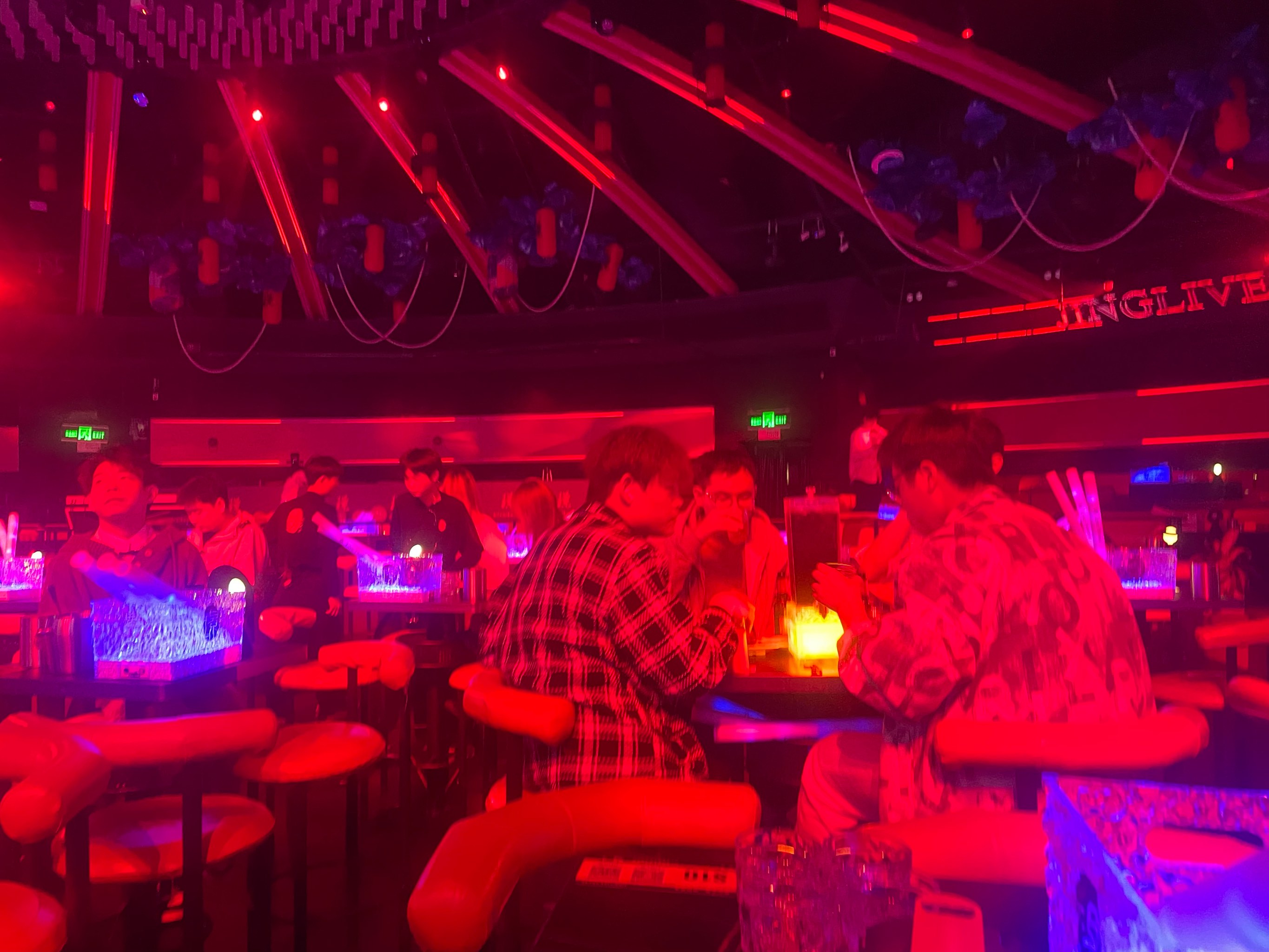 牡丹江商务ktv划算吗性价比分析-东安区ktv预订